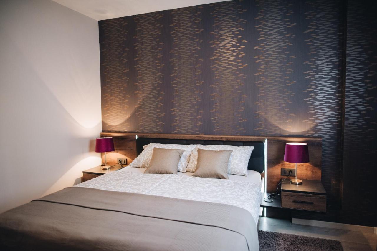 Stay In The Very Heart Of Porec - 50M To The Beach Εξωτερικό φωτογραφία
