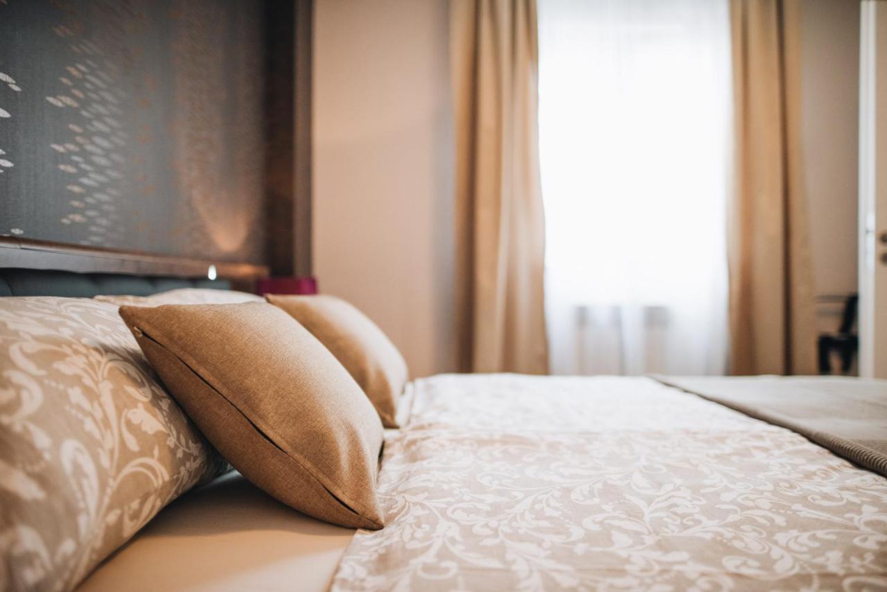 Stay In The Very Heart Of Porec - 50M To The Beach Εξωτερικό φωτογραφία