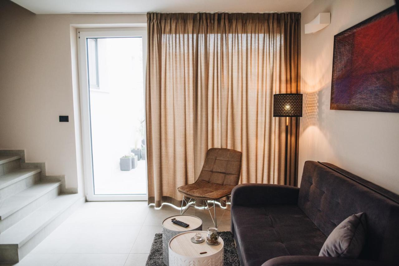 Stay In The Very Heart Of Porec - 50M To The Beach Εξωτερικό φωτογραφία