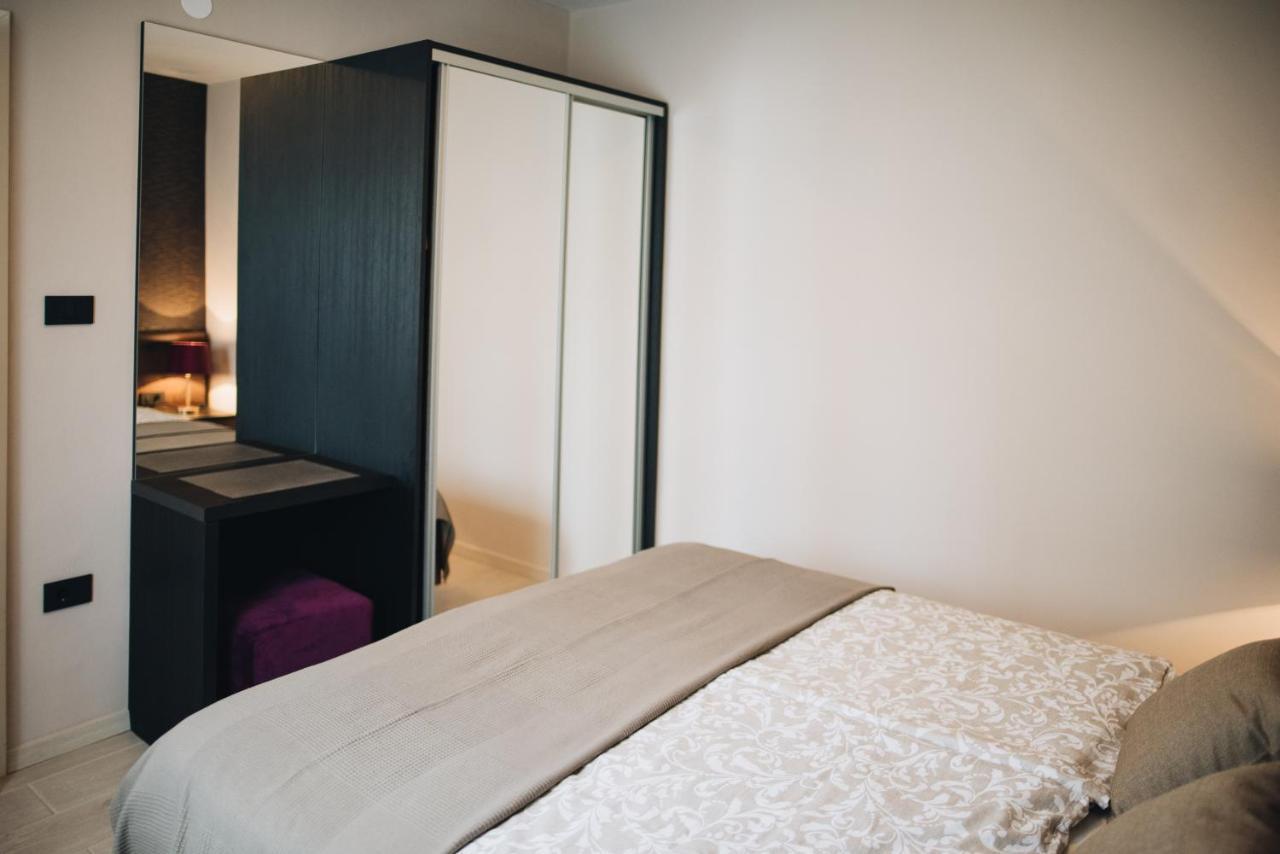 Stay In The Very Heart Of Porec - 50M To The Beach Εξωτερικό φωτογραφία