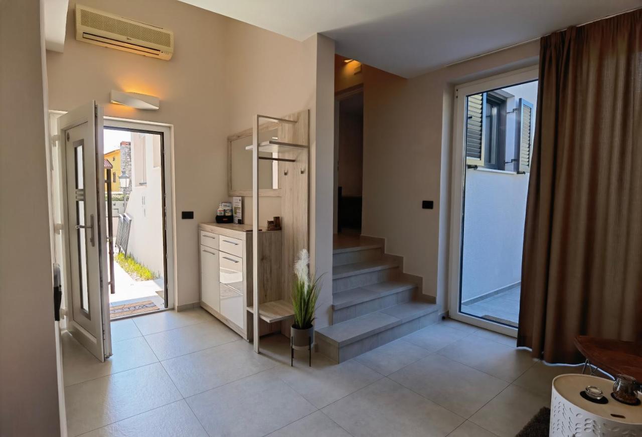 Stay In The Very Heart Of Porec - 50M To The Beach Εξωτερικό φωτογραφία