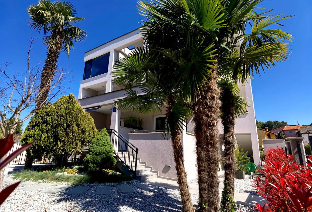 Stay In The Very Heart Of Porec - 50M To The Beach Εξωτερικό φωτογραφία