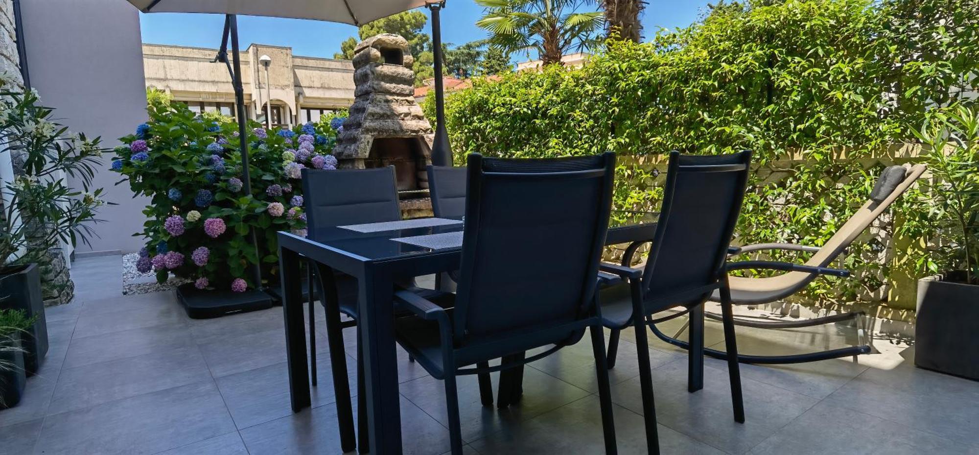 Stay In The Very Heart Of Porec - 50M To The Beach Εξωτερικό φωτογραφία